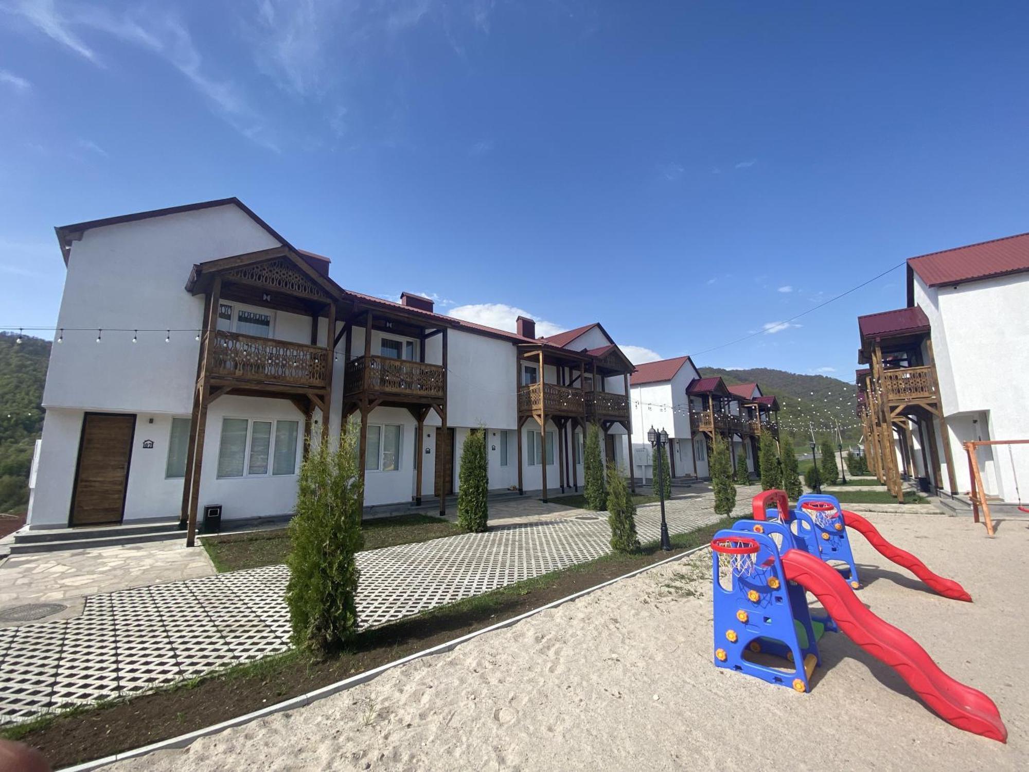 Motives Inn Діліжан Екстер'єр фото