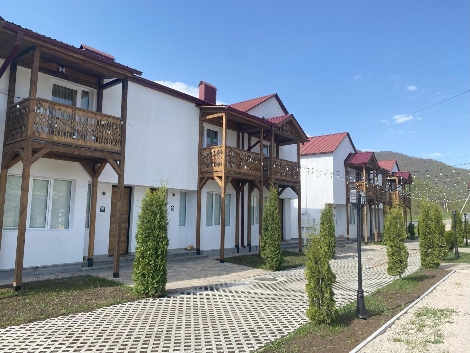 Motives Inn Діліжан Екстер'єр фото